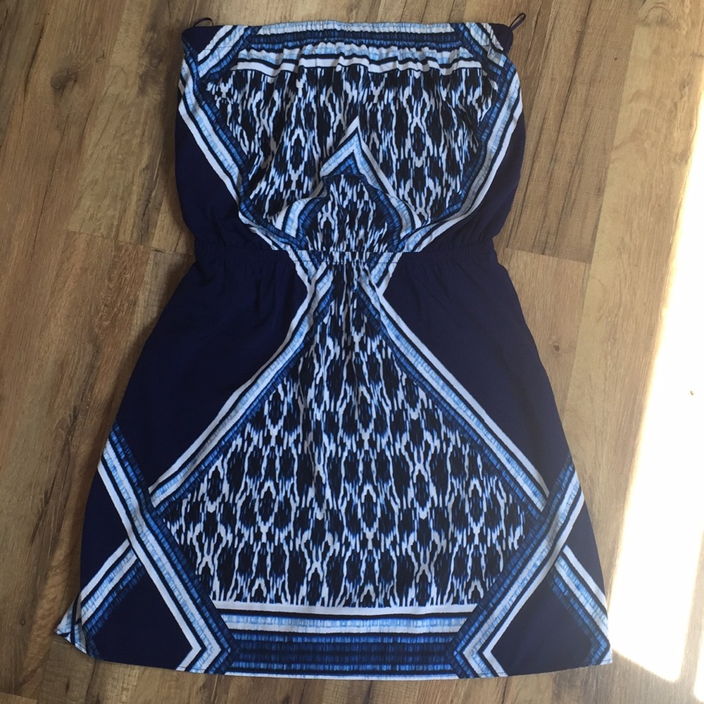 Strapless dress